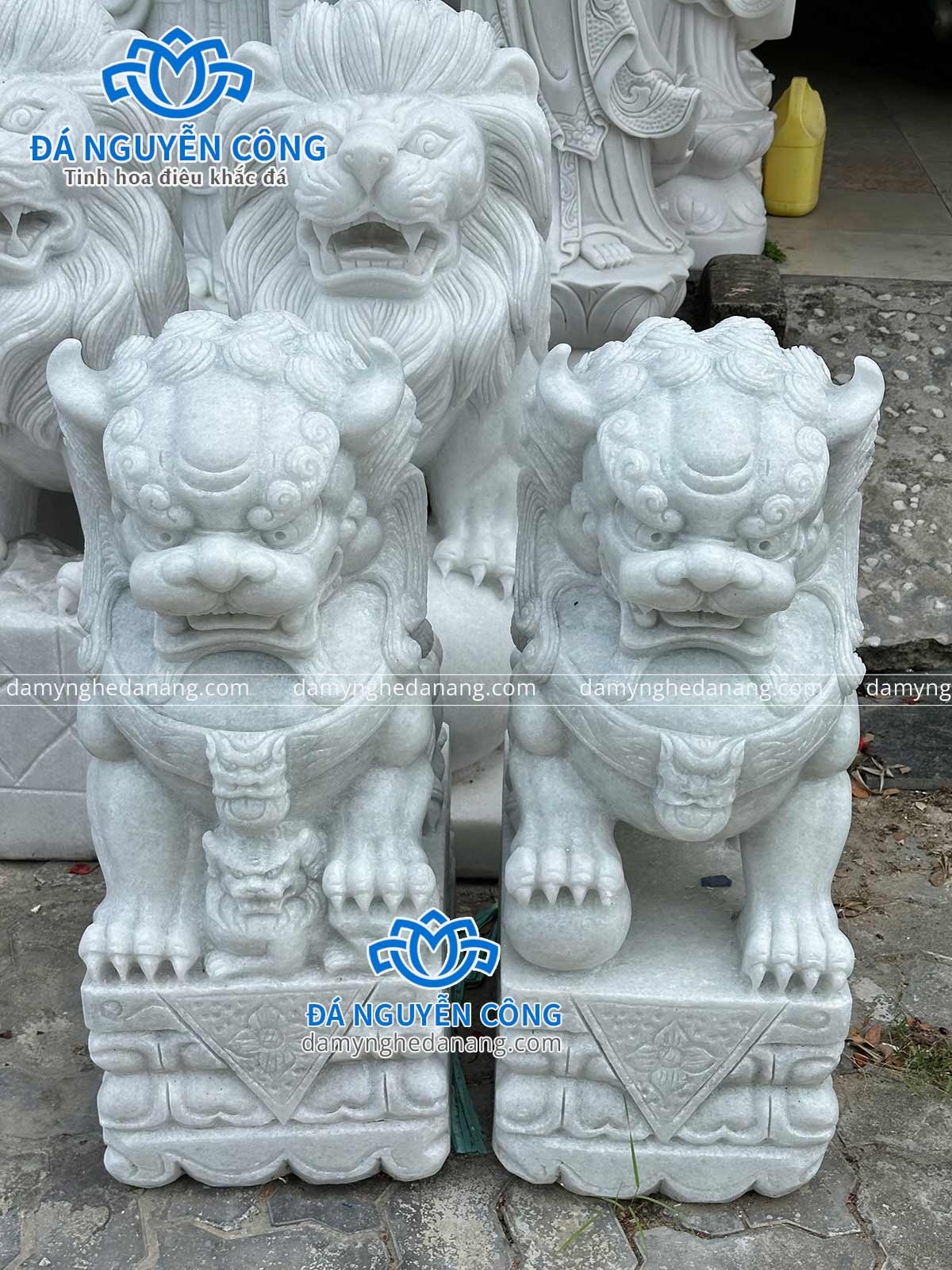 tượng kỳ lân đá cẩm thạch cao 80